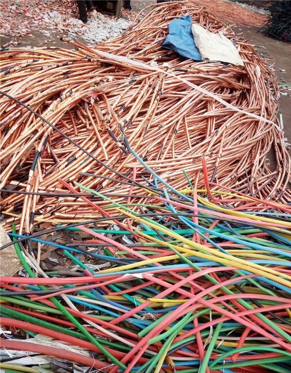 ţ������ - �����Ժ�Ϊһ��