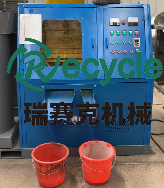 ţ������ - �����Ժ�Ϊһ��