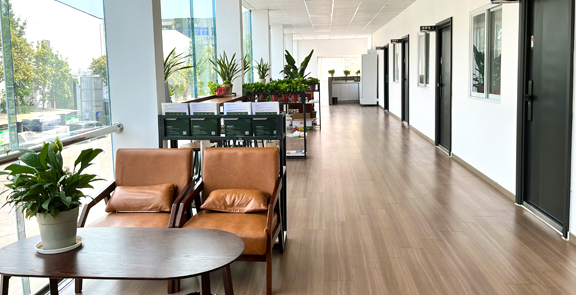 abouttwopic09 牛八体育 - 与球迷合为一体